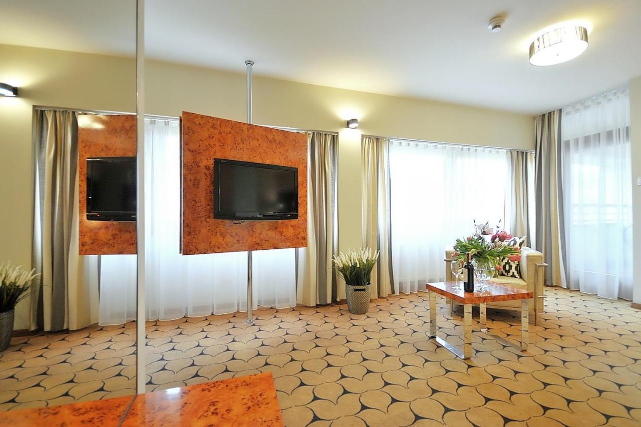 209 W Royal Tulip Sand Przy Plazy Dobruk Apartamenty โควอบเซก ภายนอก รูปภาพ
