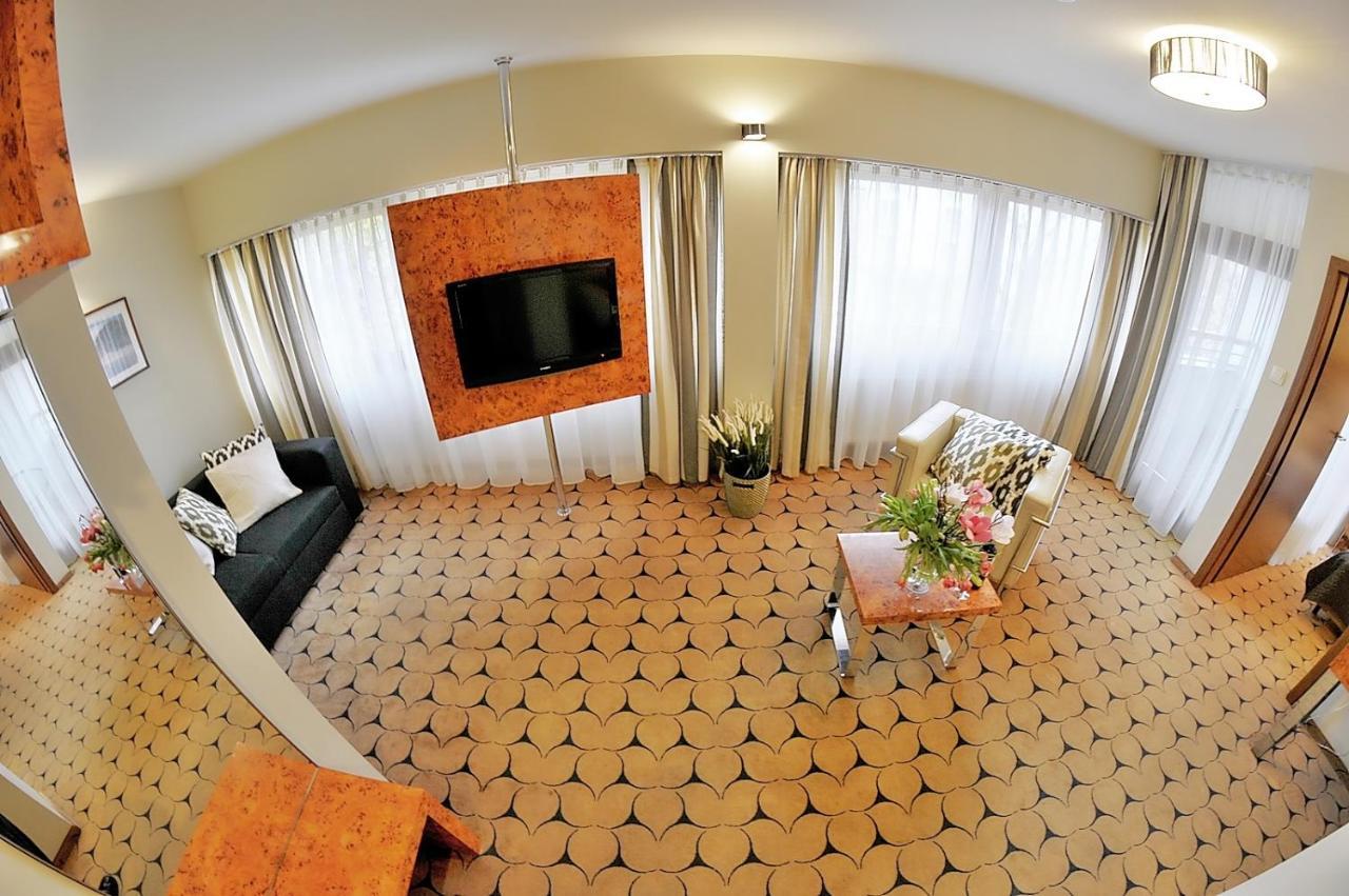 209 W Royal Tulip Sand Przy Plazy Dobruk Apartamenty โควอบเซก ภายนอก รูปภาพ